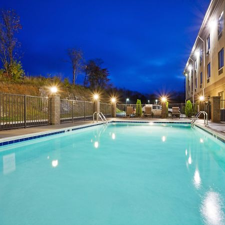 Holiday Inn Express Troutville-Roanoke North By Ihg Exterior foto